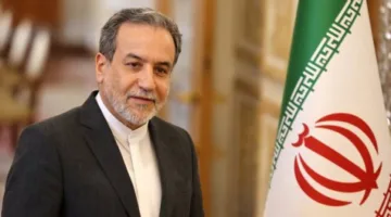 وزير الخارجية الإيراني يُعرب عن استعداد بلاده لإجراء “عمليات تفتيش إضافية” في منشآتها النووية.