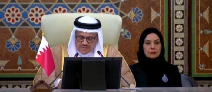 وزير الخارجية البحريني: نرفض تمامًا تهجير الفلسطينيين من أراضيهم وزير الخارجية البحريني: نرفض تمامًا تهجير الفلسطينيين من أراضيهم