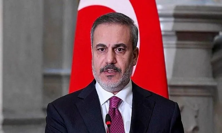 وزير الخارجية التركي يتناول محادثات الهدنة مع حماس وزير الخارجية التركي يتناول محادثات الهدنة مع حماس