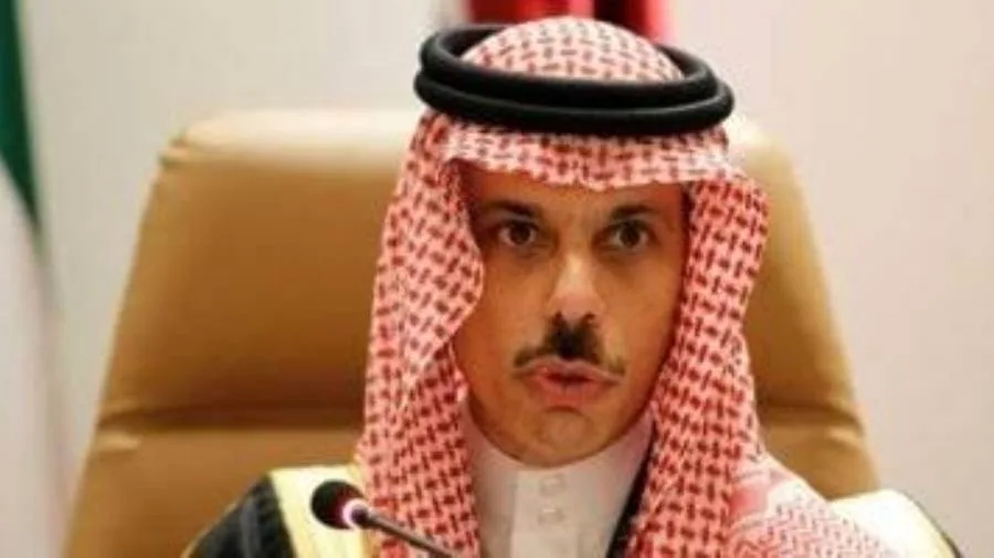 وزير الخارجية السعودي يؤكد أهمية استمرار الهدنة في غزة وزير الخارجية السعودي يؤكد أهمية استمرار الهدنة في غزة