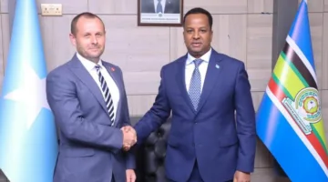 وزير الخارجية الصومالي يناقش تعزيز التعاون مع رئيس وكالة الأمم المتحدة لمكافحة الألغام