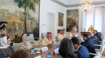 وزير الخارجية ونظيره الإسباني يتناولان التطورات الأخيرة في قطاع غزة والضفة الغربية