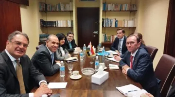 وزير الخارجية يجتمع بنظيره النرويجي خلال اجتماع مجموعة مدريد