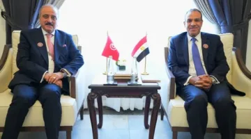 وزير الخارجية يجتمع مع نظيره التونسي في بغداد ويشدد على ضرورة تعزيز التعاون الثنائي