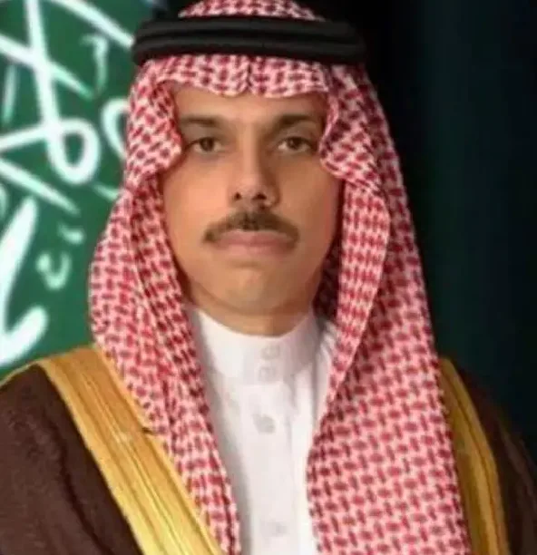 وزير الخارجية يصل إلى مدريد لحضور اجتماع لجنة غزة مع الدول الأوروبية وزير الخارجية يصل إلى مدريد لحضور اجتماع لجنة غزة مع الدول الأوروبية