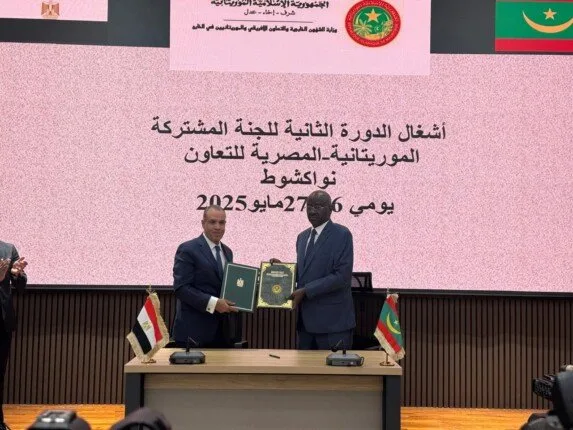 وزير الخارجية يقود الوفد المصري في الاجتماع المشترك مع موريتانيا في نواكشوط وزير الخارجية يقود الوفد المصري في الاجتماع المشترك مع موريتانيا في نواكشوط