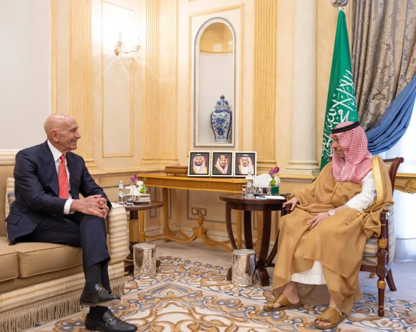 وزير الخارجية يلتقي بالممثل الأمريكي الخاص بشأن سوريا وزير الخارجية يلتقي بالممثل الأمريكي الخاص بشأن سوريا
