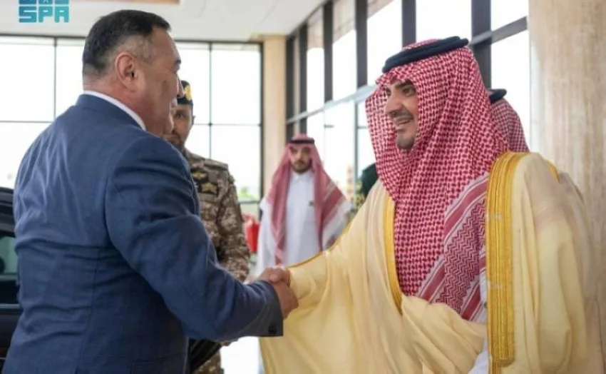 وزير الداخلية ورئيس «الأمن القومي الكازاخي» يناقشان سبل التعاون في المجال الأمني