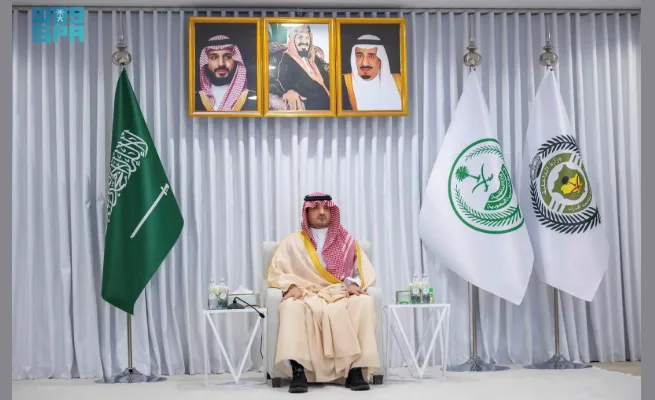 وزير الداخلية يجتمع بقيادات مكافحة المخدرات في مكة ويشدد على تأييد القيادة للجهود الأمنية وزير الداخلية يجتمع بقيادات مكافحة المخدرات في مكة ويشدد على تأييد القيادة للجهود الأمنية