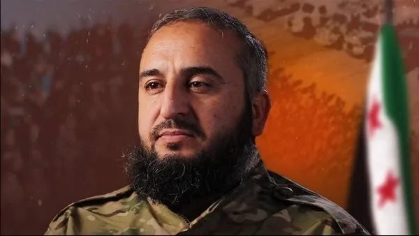 وزير الدفاع السوري يعلن عن توحيد جميع الوحدات العسكرية تحت مظلة وزارة الدفاع. وزير الدفاع السوري يعلن عن توحيد جميع الوحدات العسكرية تحت مظلة وزارة الدفاع.