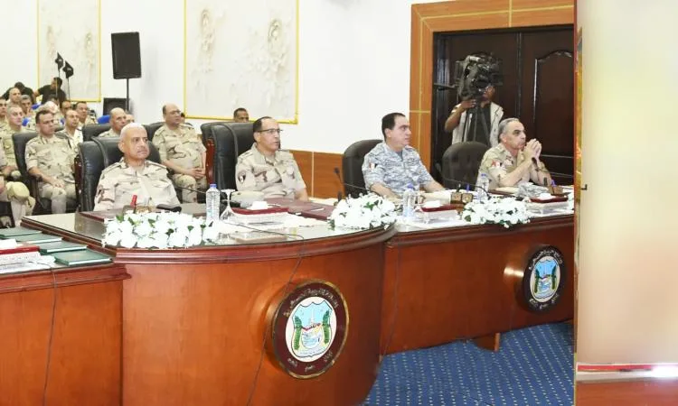 وزير الدفاع يفتتح مشروع إنشاء مراكز القيادة العملياتية في المنطقة الغربية العسكرية وزير الدفاع يفتتح مشروع إنشاء مراكز القيادة العملياتية في المنطقة الغربية العسكرية