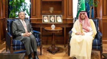 وزير الدولة للشؤون الخارجية يلتقي بالمبعوث الخاص للصين المعني بتغير المناخ