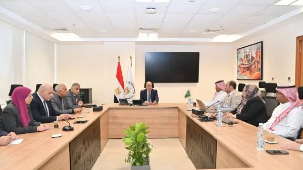 وزير الري يلتقي ممثلي شركة حلول التقنية والتطوير السعودية لبحث التنسيق المشترك