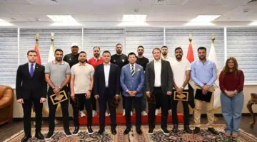 وزير الرياضة يستقبل مجموعة من أعضاء البعثة الفنية واللاعبين العائدين من ليبيا