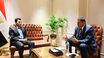 وزير الرياضة يناقش مع رئيس اتحاد اليد التحضيرات النهائية لاستضافة مصر لبطولة العالم