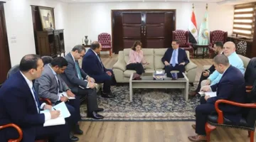 وزير الزراعة يتناول مع سفيرة رومانيا سبل التعاون في التصنيع وزيادة تجارة القمح.
