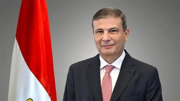 وزير الزراعة يعيّن الأقنص رئيسًا للهيئة العامة للخدمات البيطرية. وزير الزراعة يعيّن الأقنص رئيسًا للهيئة العامة للخدمات البيطرية.