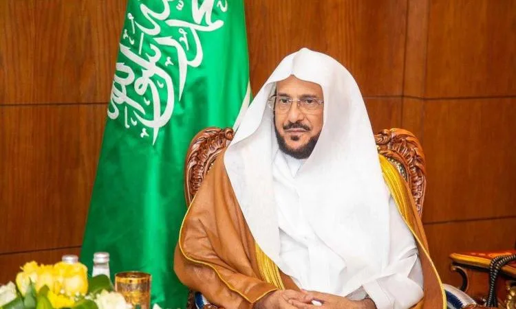 وزير الشؤون الإسلامية السعودي: 300 داعية لتقديم الفتاوى لحجاج الداخل وزير الشؤون الإسلامية السعودي: 300 داعية لتقديم الفتاوى لحجاج الداخل
