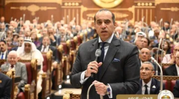 وزير الشؤون البرلمانية يتحدث أمام مجلس الشيوخ: القانون يعزز حق المرشحين في اختيار دائرتهم بحرية.
