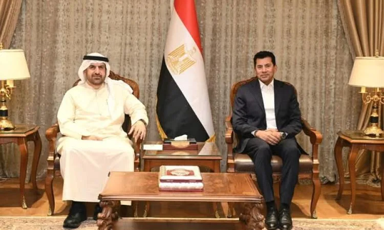 وزير الشباب والرياضة يجتمع بالمدير التنفيذي لمؤسسة محمد بن راشد آل مكتوم وزير الشباب والرياضة يجتمع بالمدير التنفيذي لمؤسسة محمد بن راشد آل مكتوم