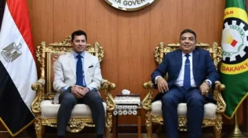 وزير الشباب يصل إلى الدقهلية لإطلاق مشاريع رياضية وتنموية