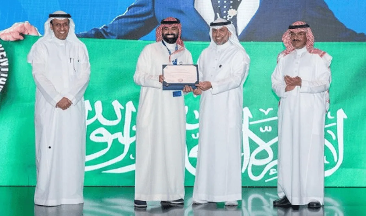 وزير الصحة ي honored “تجمع الرياض الصحي الأول” تقديراً لإنجازاته في الابتكار والاستعدادness. وزير الصحة ي honored “تجمع الرياض الصحي الأول” تقديراً لإنجازاته في الابتكار والاستعدادness.