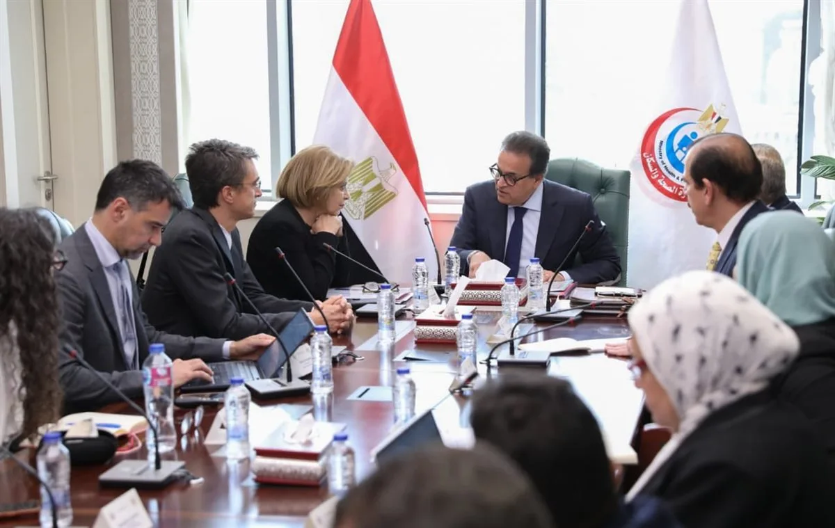 وزير الصحة يبحث مع وفد من البنك الدولي سبل تعزيز التعاون في قضايا التنمية البشرية وزير الصحة يبحث مع وفد من البنك الدولي سبل تعزيز التعاون في قضايا التنمية البشرية