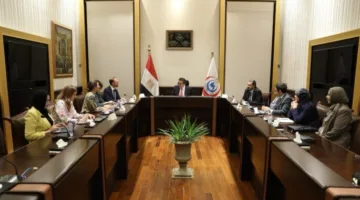 وزير الصحة يتباحث مع “أطباء بلا حدود” حول الجهود الطبية لدعم الشعبين الفلسطيني والسوداني