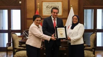وزير الصحة يتباحث مع “أطباء بلا حدود” حول سبل التعاون في مجالات الصحة والمساعدة الإنسانية
