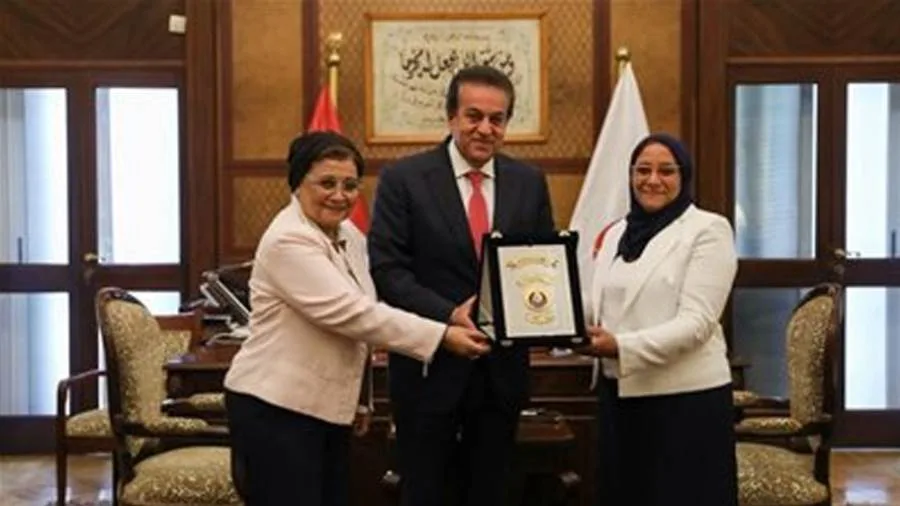 وزير الصحة يتباحث مع “أطباء بلا حدود” حول سبل التعاون في مجالات الصحة والمساعدة الإنسانية وزير الصحة يتباحث مع “أطباء بلا حدود” حول سبل التعاون في مجالات الصحة والمساعدة الإنسانية