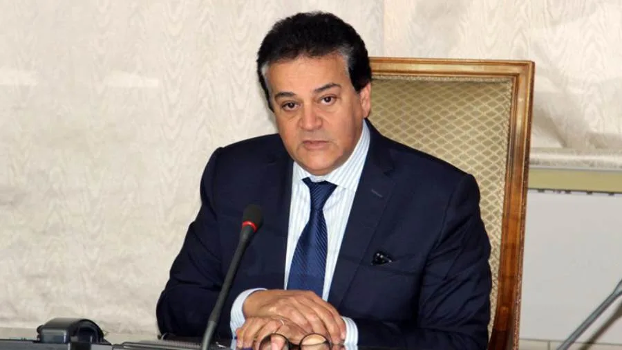 وزير الصحة يجتمع برئيس شركة قابضة للاستثمار لمناقشة أحدث مستجدات التعاون في القطاع الطبي وزير الصحة يجتمع برئيس شركة قابضة للاستثمار لمناقشة أحدث مستجدات التعاون في القطاع الطبي