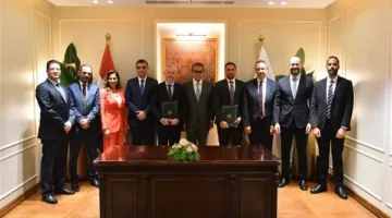 وزير الصحة يشارك في توقيع اتفاقية تعاون بين شركة “Zimmer” و”AZM”