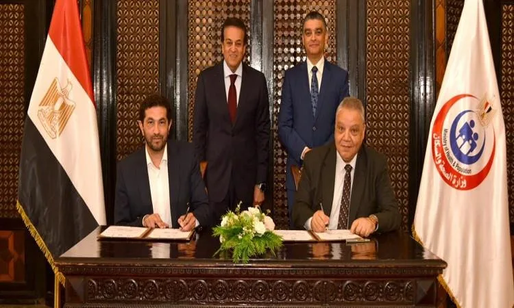 وزير الصحة يشهد توقيع بروتوكول بين هيئة الشراء الموحد ومعهد "جوستاف روسي"