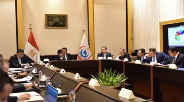 وزير الصحة يقود اجتماع صندوق التصدي للطوارئ الصحية والأمراض النادرة