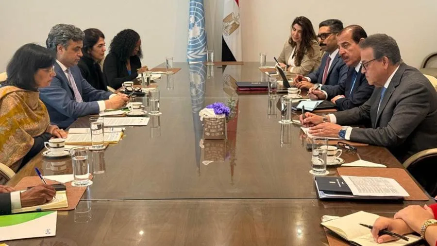 وزير الصحة يلتقي برئيس التحالف العالمي للقاحات “جافي” في مدينة جنيف وزير الصحة يلتقي برئيس التحالف العالمي للقاحات “جافي” في مدينة جنيف