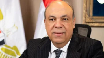 وزير الطيران المدني يتفقد المقر الرئيسي لشركة إيرباص في مدينة تولوز الفرنسية