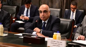 وزير العدل: قضايا التحكيم تشبه قضايا الأسرة.. تبدأ بالاحتفالات والألعاب النارية، وقد تنتهي ببعض المنازعات.