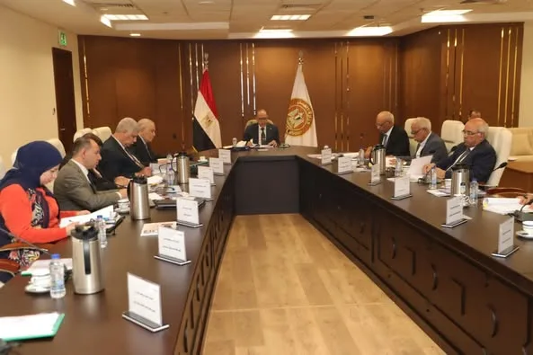 وزير العمل: تقديم 2 مليار و307 ملايين و100 ألف جنيه كإعانات طوارئ للعمال منذ إنشاء “الصندوق”