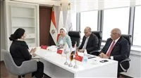 وزير العمل يشارك في المقابلات الفردية لبرنامج “المرأة في المناصب التنفيذية”