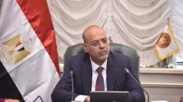 وزير العمل يعلن عن 61 فرصة عمل بالأردن.. مهن متنوعة