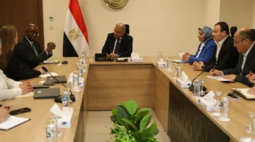 وزير الكهرباء يبحث مع وفد مؤسسة التمويل الدولية “iFC” سبل دعم وتعزيز التعاون المشترك