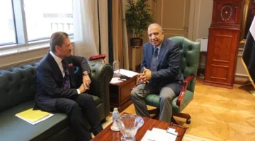 وزير الكهرباء يتناول مع السفير السويسري سبل تعزيز التعاون في مجال الطاقة المتجددة واستقطاب الاستثمارات