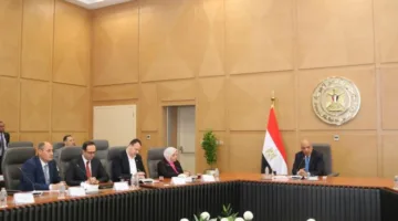 وزير الكهرباء يشرف على مشروعات تعزيز الشبكة الوطنية وزيادة قدرات التشغيل.
