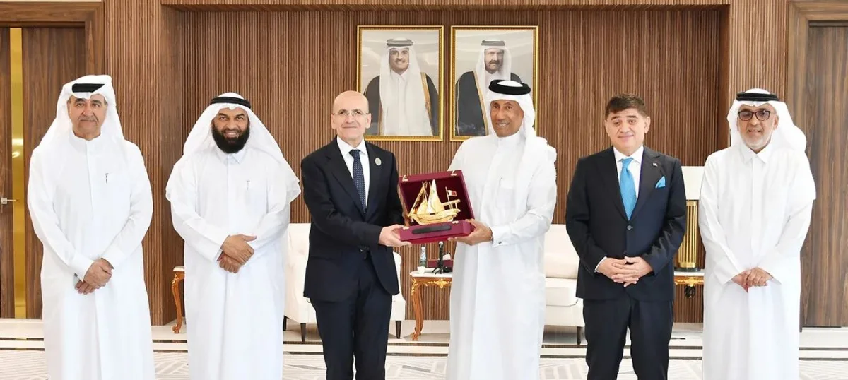 وزير المالية التركي يعبر عن دعم بلاده للاستثمارات القطرية في جميع المجالات وزير المالية التركي يعبر عن دعم بلاده للاستثمارات القطرية في جميع المجالات