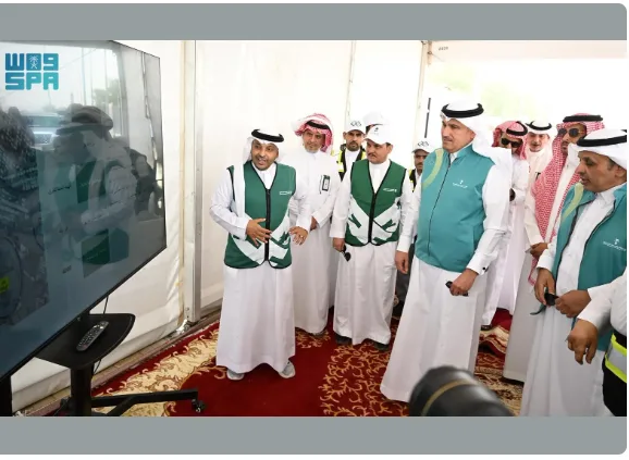 وزير النقل والخدمات اللوجستية يطلق توسعة في مبادرتي “الطرق المطاطية والباردة” وزير النقل والخدمات اللوجستية يطلق توسعة في مبادرتي “الطرق المطاطية والباردة”