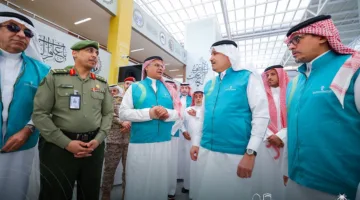 وزير النقل يزور مجمع قاعات الحج والعمرة ومركز عمليات الخطوط السعودية في مطار الملك عبد العزيز