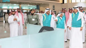 وزير النقل يطلع على التحضيرات لموسم حج 1446هـ في محافظة جدة