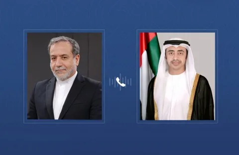 وزير خارجية الإمارات يناقش مع نظيره الإيراني آخر تطورات المحادثات بين واشنطن وطهران وزير خارجية الإمارات يناقش مع نظيره الإيراني آخر تطورات المحادثات بين واشنطن وطهران