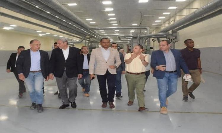 وزير زراعة مدغشقر يشيد بالإمكانات الصناعية والتكنولوجيا في مصانع غزل المحلة