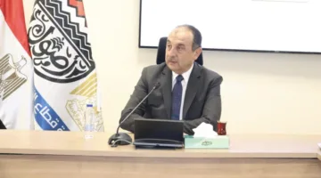 وزير قطاع الأعمال: تحديث صناعة الغزل والنسيج على ثلاثة مراحل حتى عام 2026